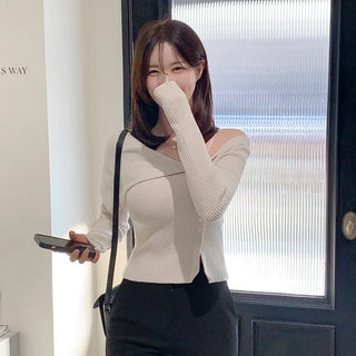 Asymmetrical off-shoulder knit (5 colors)