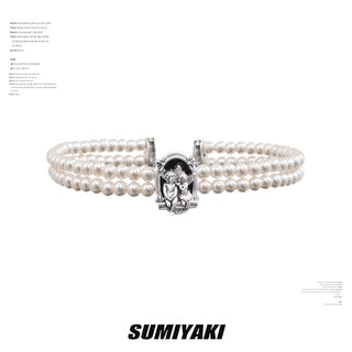 Pearl necklace