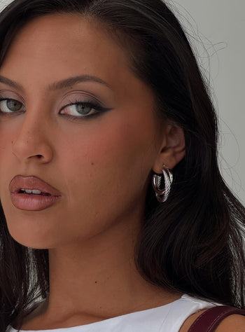 Sweet Deal Linked Earrings Silver