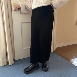 Knit long skirt