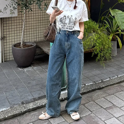 Pintuck pointed denim