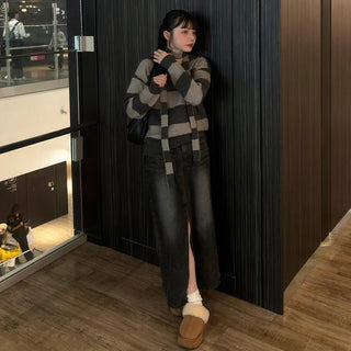 Front slit long skirt