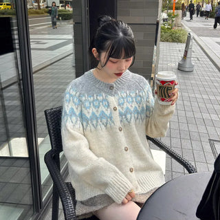 Round neck Nordic cardigan