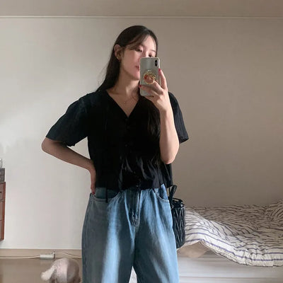 Loose short-sleeved blouse