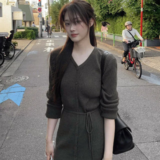 Rib-knit belt dress