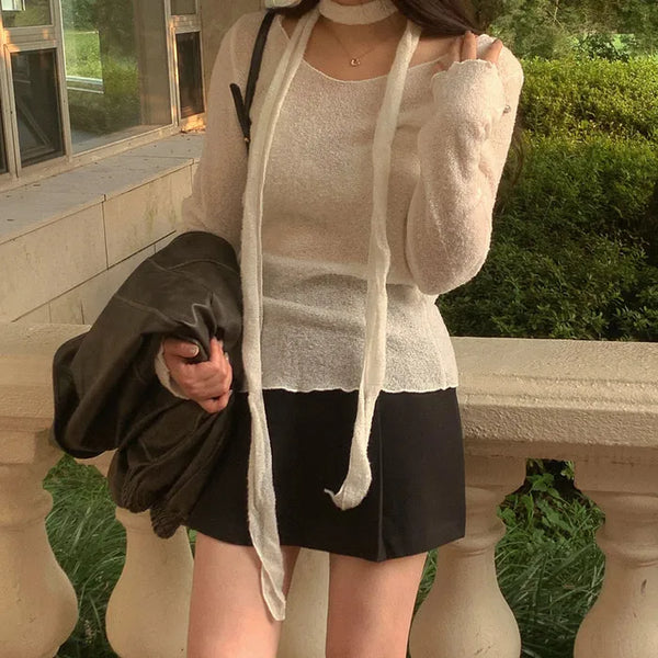 See-through tie boucle knit T-shirt