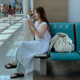 Sleeveless long dress