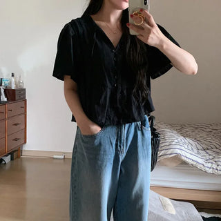 Loose short-sleeved blouse
