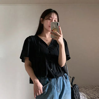 Loose short-sleeved blouse