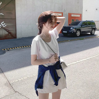 U-neck T-shirt - 7 colors