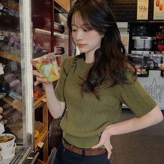 Slim wool cable knit