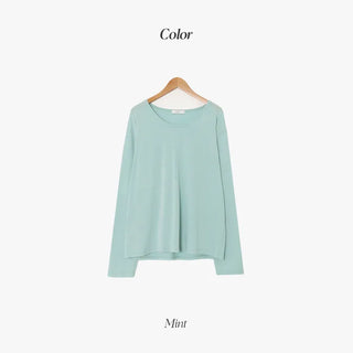 Soft U-neck T-shirt - 6 colors