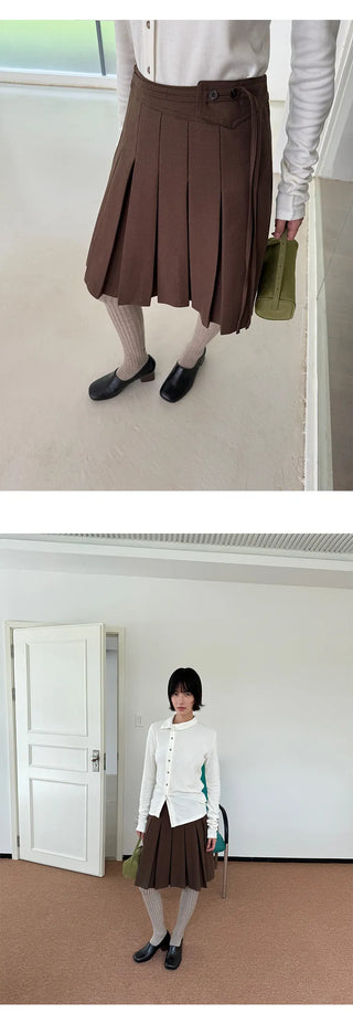 woolen pleated skirt