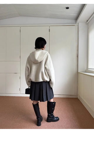 woolen pleated skirt