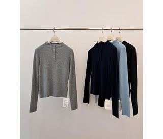 half turtleneck sweater