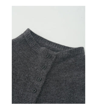 stand collar sweater
