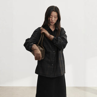 contrast plaid shirt