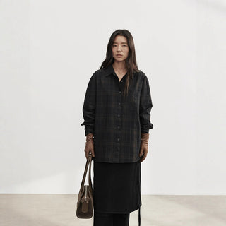 contrast plaid shirt