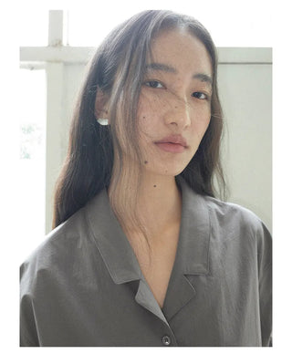 v-neck profile shirt