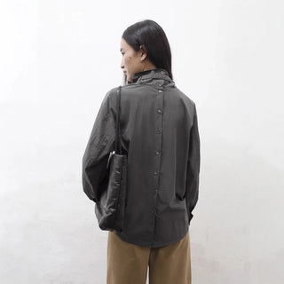 reverse collar shirt