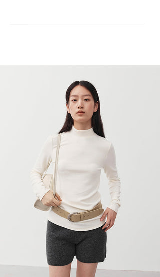 turtleneck bottoming shirt