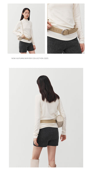 turtleneck bottoming shirt