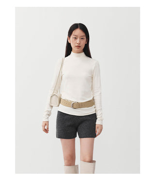 turtleneck bottoming shirt