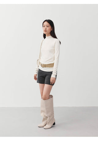 turtleneck bottoming shirt