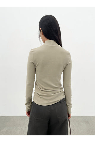 turtleneck bottoming shirt