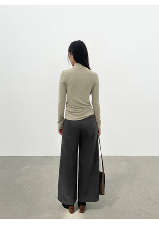 turtleneck bottoming shirt