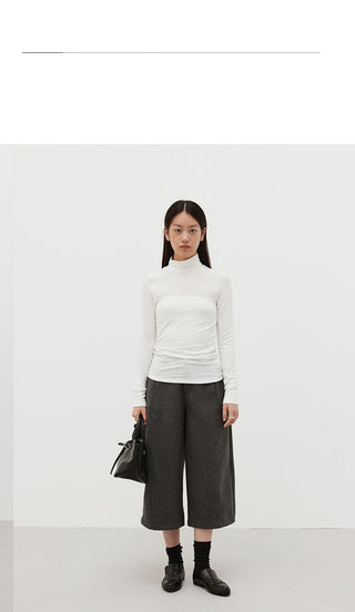 turtleneck bottoming shirt