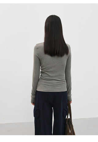 turtleneck bottoming shirt