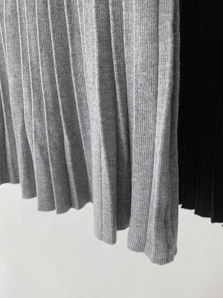 knit pleated skirt