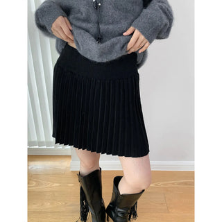 knit pleated skirt