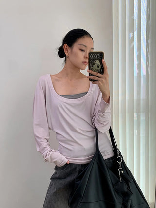 big u-neck blouse