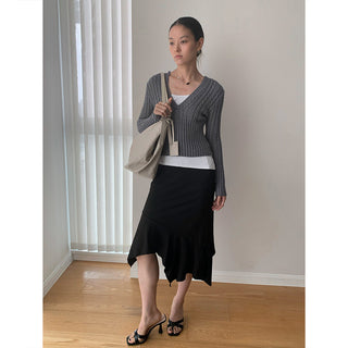 v-neck hooded sweater