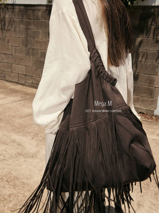 alpaca tassel bag