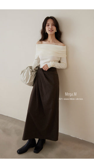 wool pleated skirt