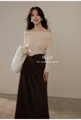 wool pleated skirt
