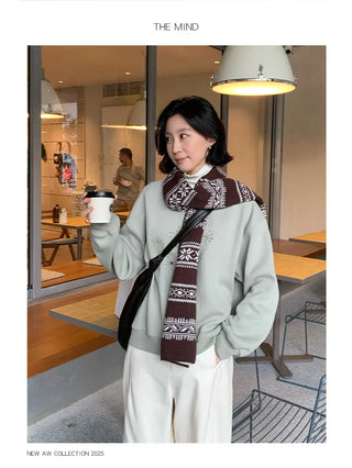 flower print sweater