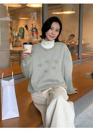 flower print sweater