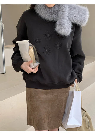 flower print sweater