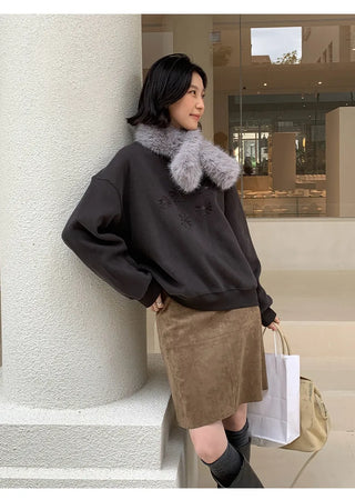 flower print sweater