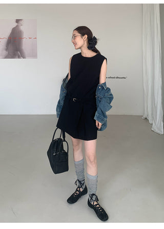 sleeveless midi dress