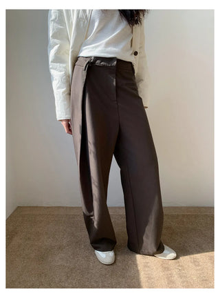 pleated casual pants