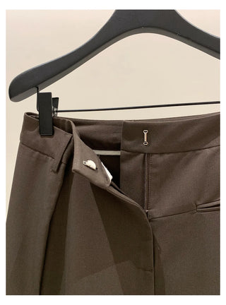 pleated casual pants