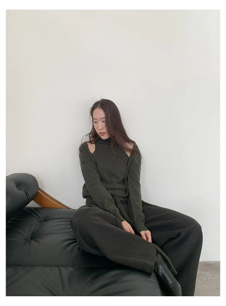 off-shoulder knit set