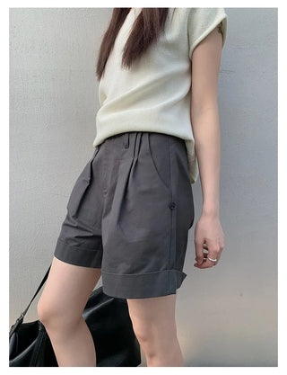 pleated shorts