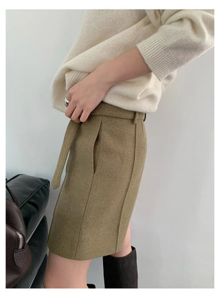 belted wool shorts