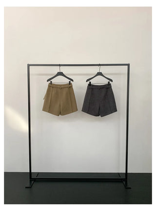 belted wool shorts